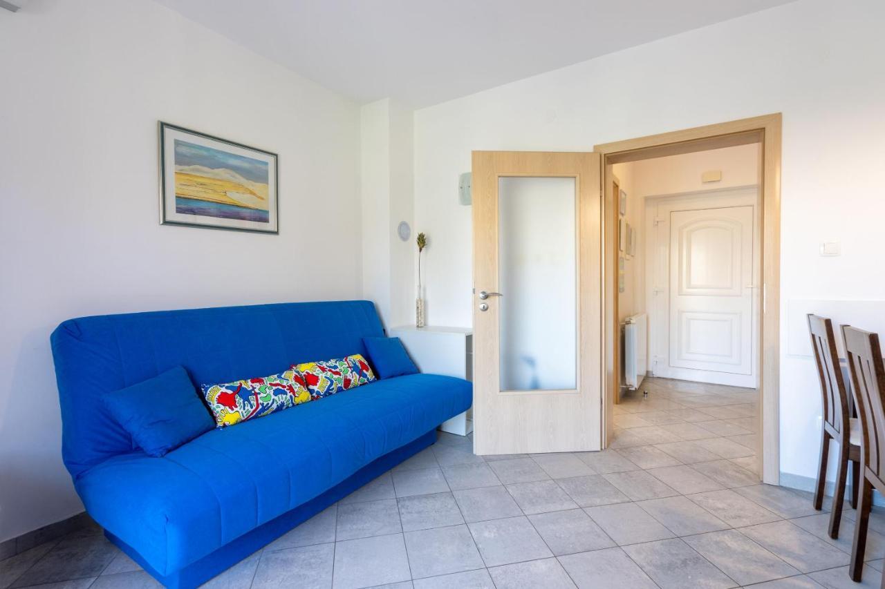 Apartments Vesna Малинска Экстерьер фото