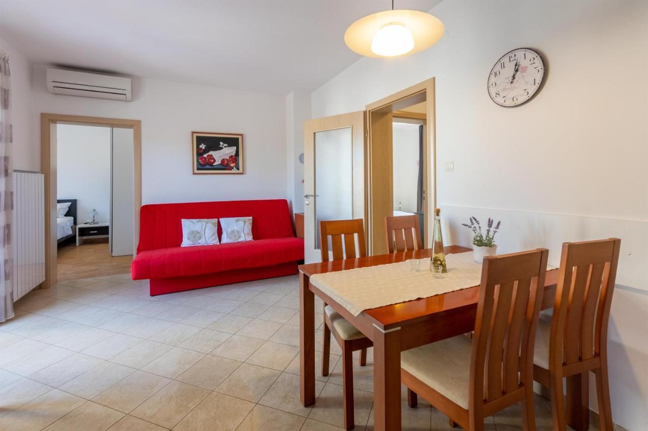 Apartments Vesna Малинска Экстерьер фото