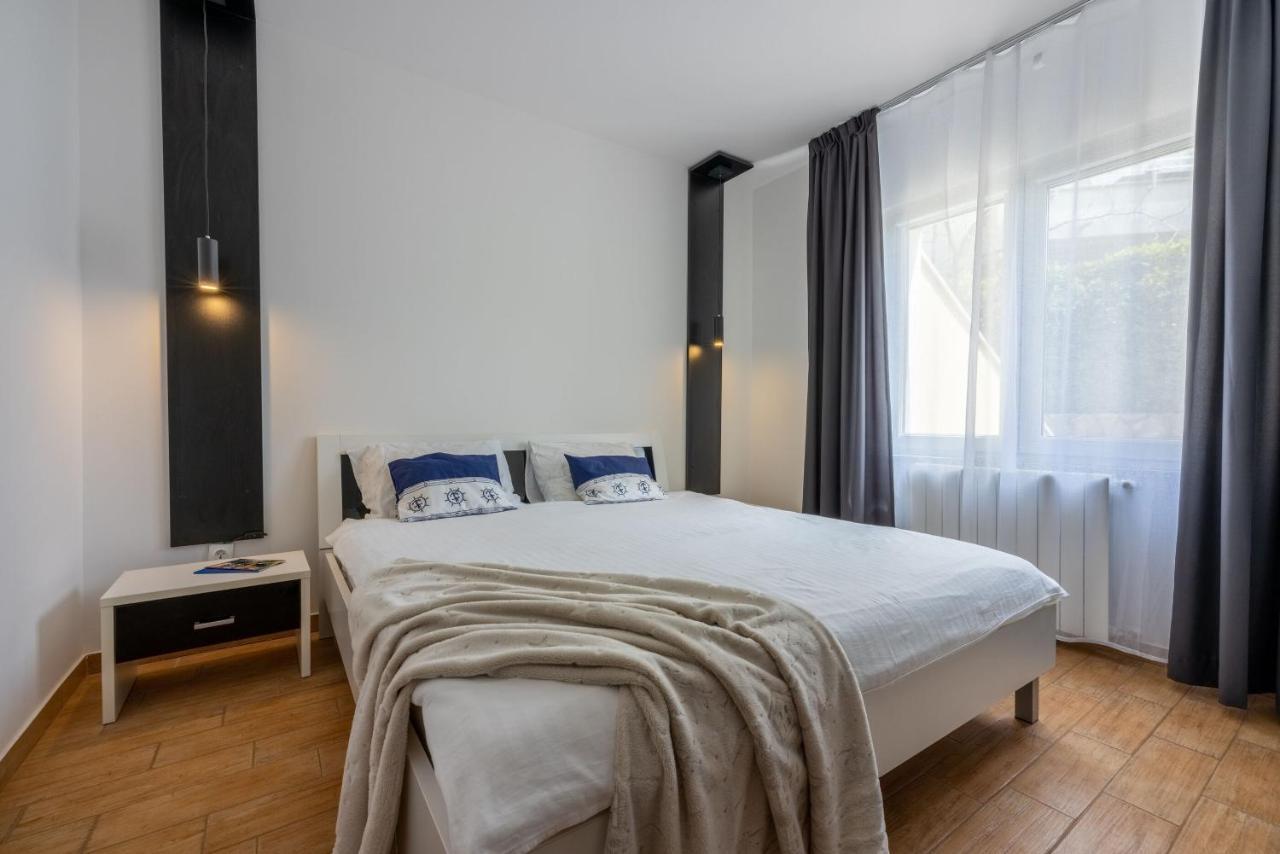 Apartments Vesna Малинска Экстерьер фото