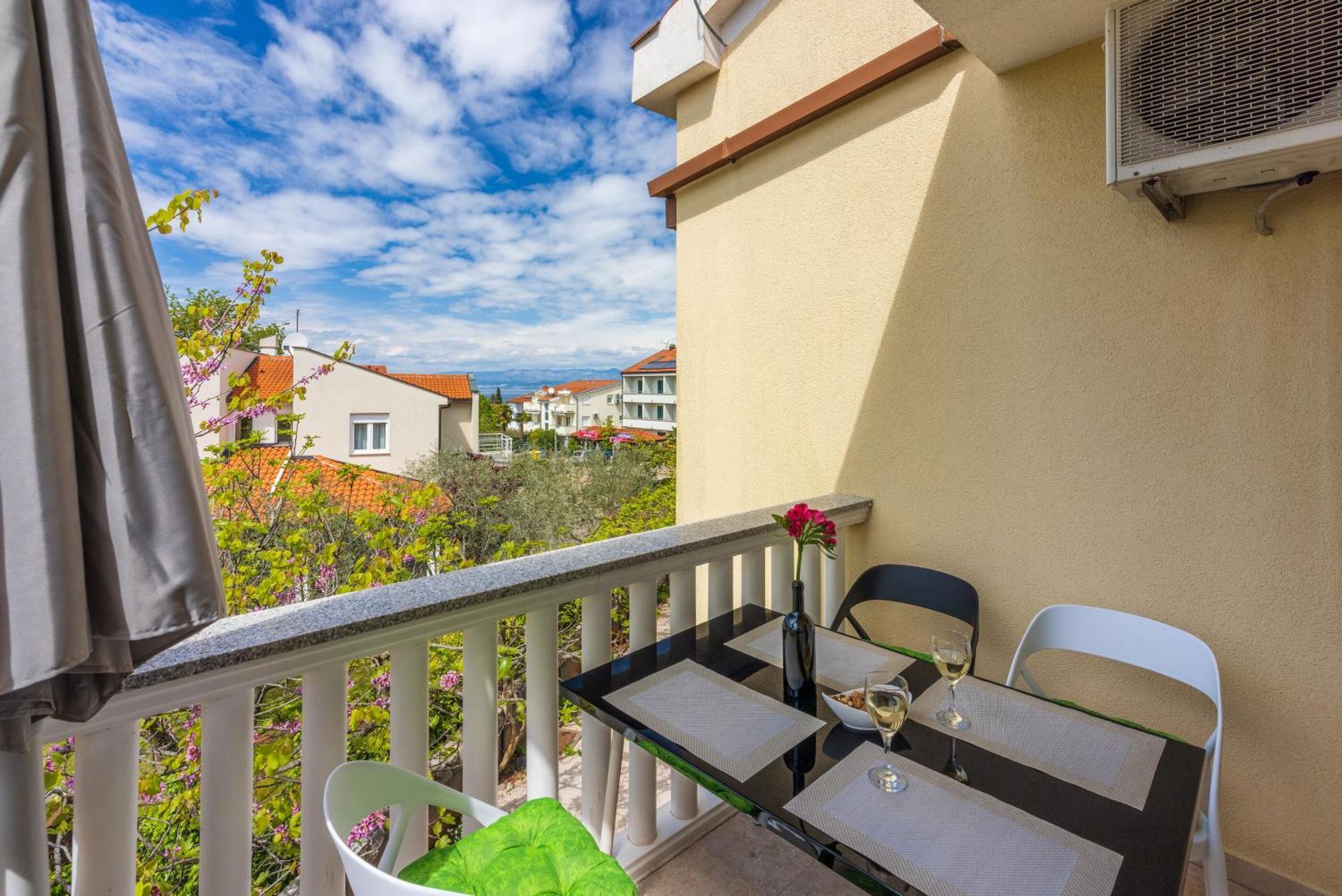 Apartments Vesna Малинска Экстерьер фото